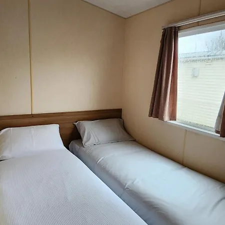 Felixstowe Lexus Caravan 5 Min To Beach Exterior photo